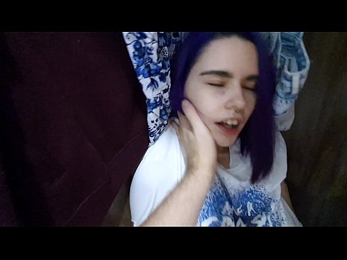 ❤️ Aimsíodh mo SIS sa closet agus chabhraigh sí cum ❤️❌  Físeán porn  ag ga.newsexxxx.ru ❌❤